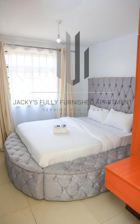 Jacky'S Milimani Suites Накуру Экстерьер фото