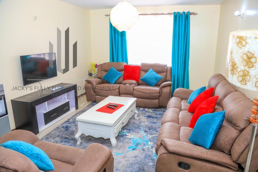 Jacky'S Milimani Suites Накуру Экстерьер фото