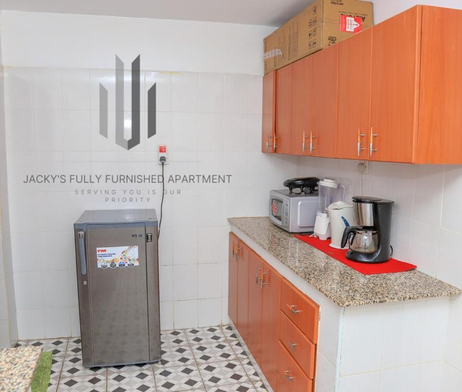 Jacky'S Milimani Suites Накуру Экстерьер фото