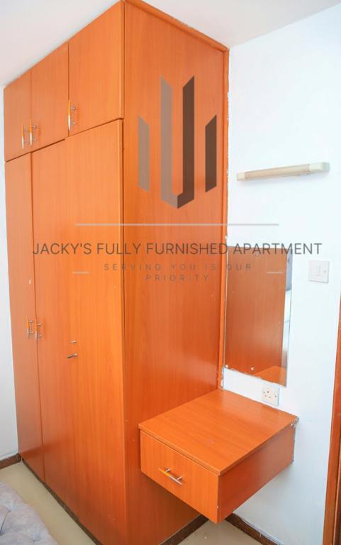 Jacky'S Milimani Suites Накуру Экстерьер фото